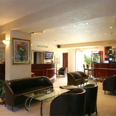 Martin Club Hotel-3